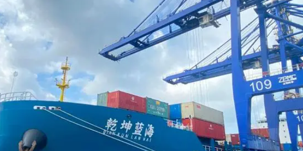 ���ڵ���ͷ���ൺ��װ����ó���˺�·��ʽ����